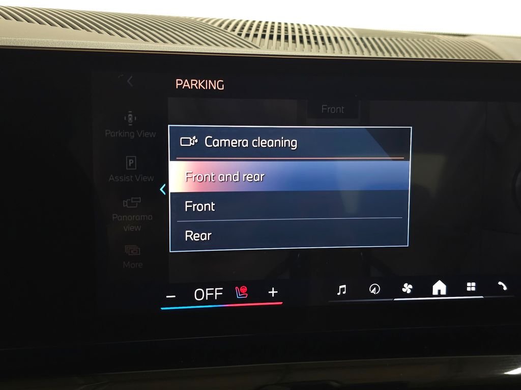 Used 2024 Black Sapphire Metallic BMW 540i xDrive image 35