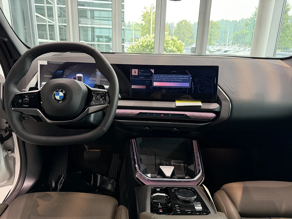 New 2026 Alpine White BMW 30 xDrive image 15