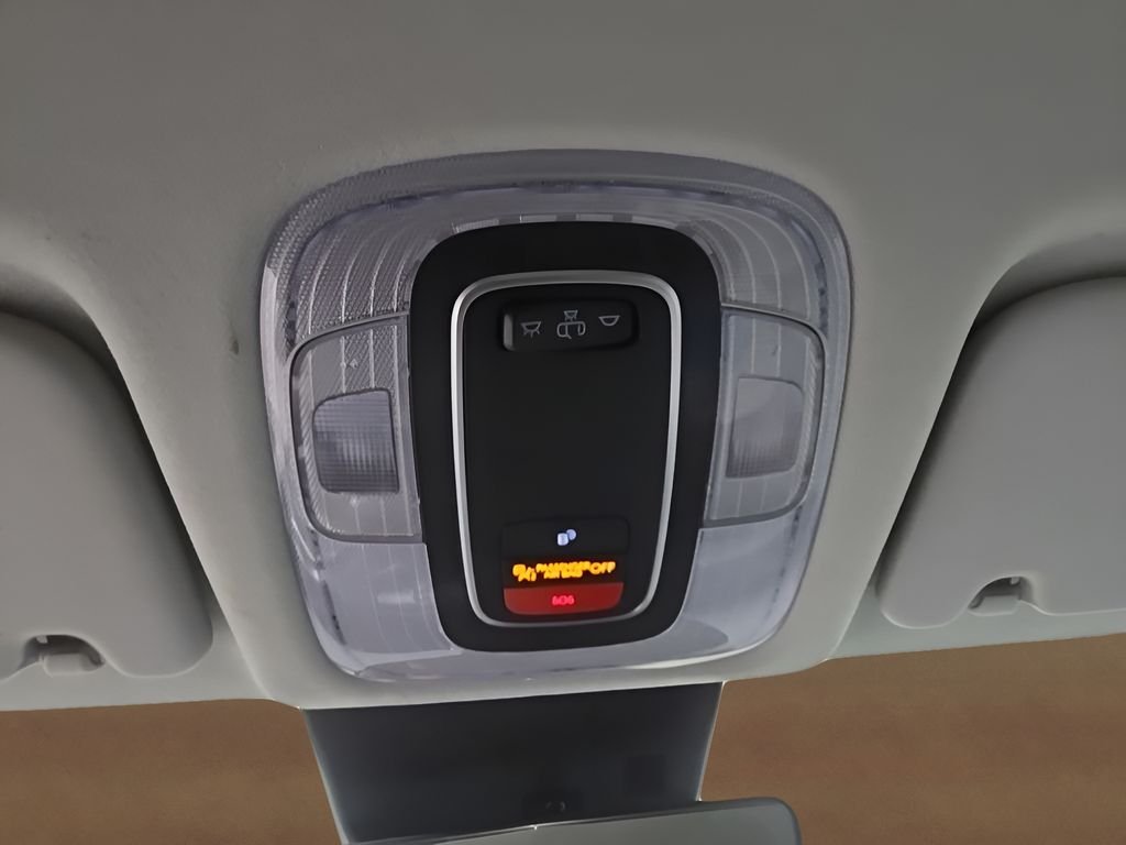 Used 2024 Yellow Hyundai SEL image 27