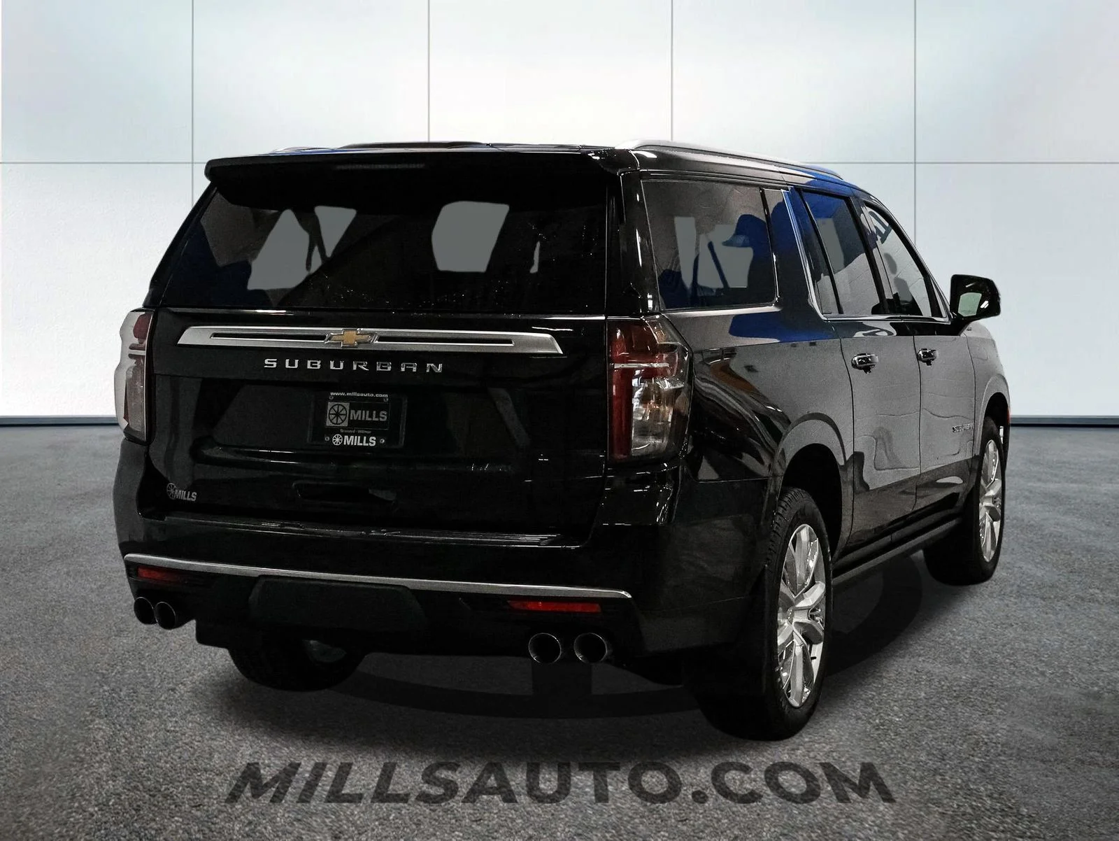 Certified Used 2022 Black Chevrolet High Country image 7