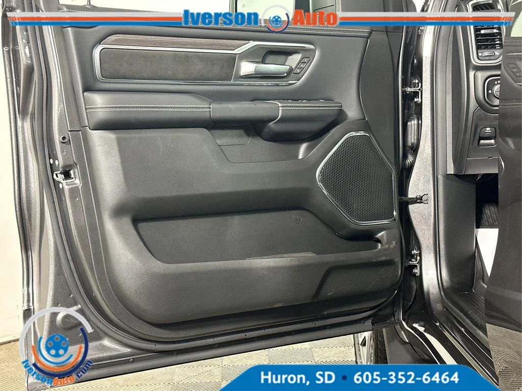 New 2026 Granite Crystal Metallic Clearcoat Ram Laramie image 15