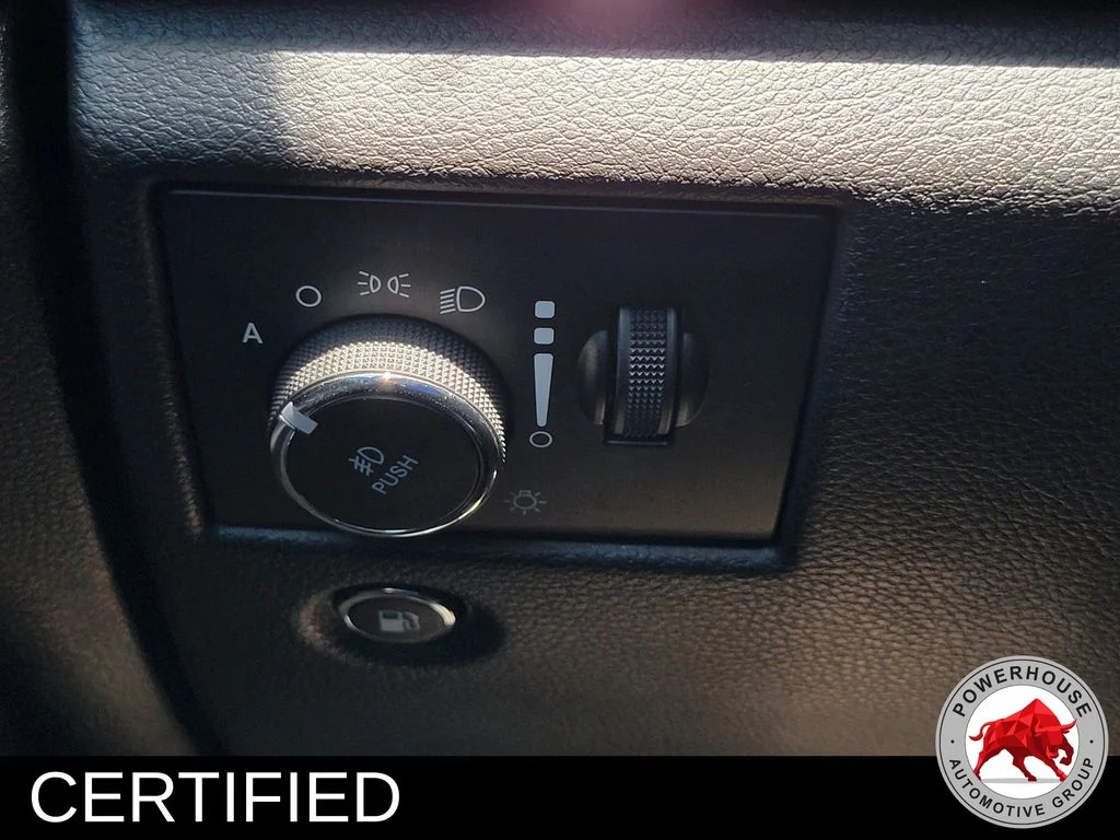 Used 2021 Red Jeep Limited image 29