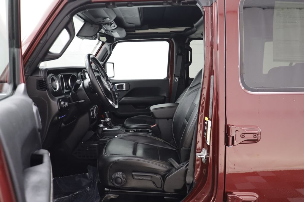 Used 2021 Snazzberry Pearlcoat Jeep Unlimited Sahara 4xe image 6