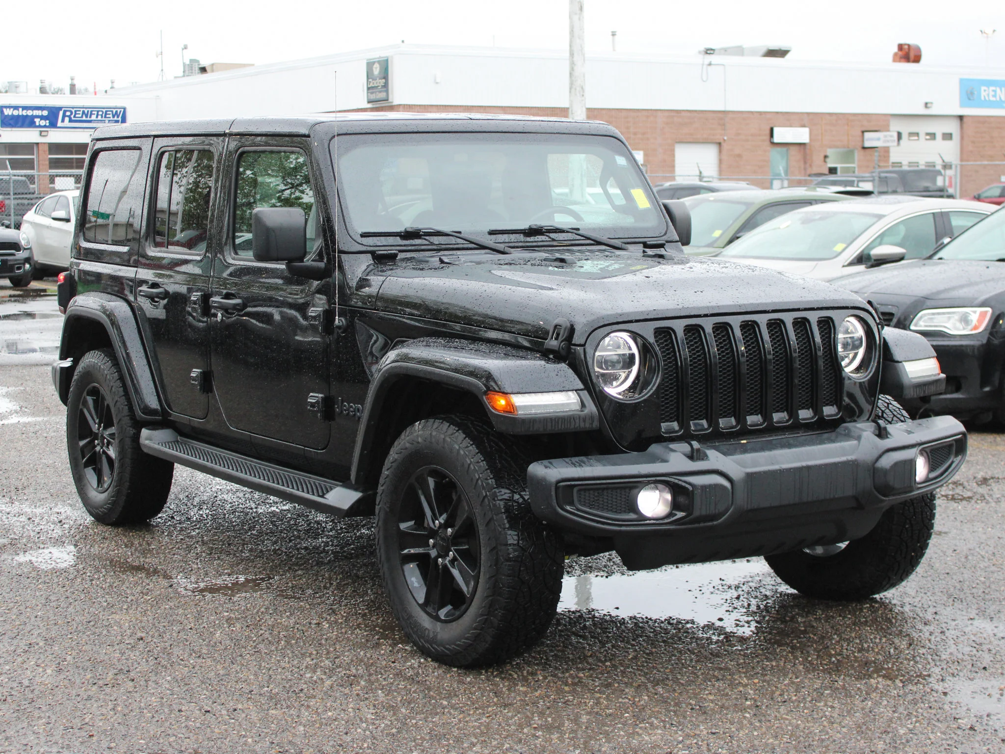 Certified Used 2021 Black Jeep Unlimited Altitude * No Accidents | V6 | Heated Seats | Trailer Tow | Remote Start | Leather image 9