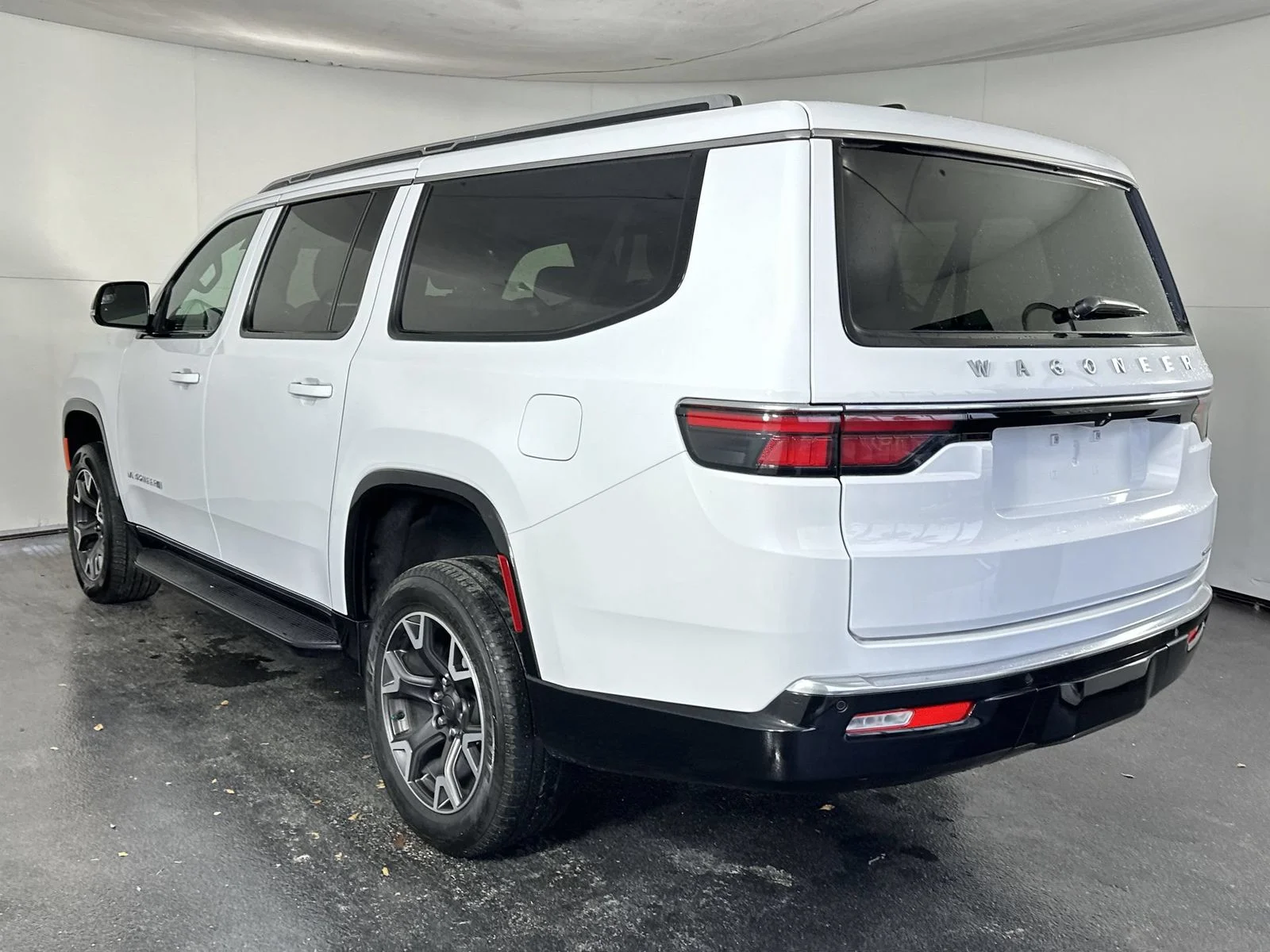 Used 2024 White Jeep Series III image 6