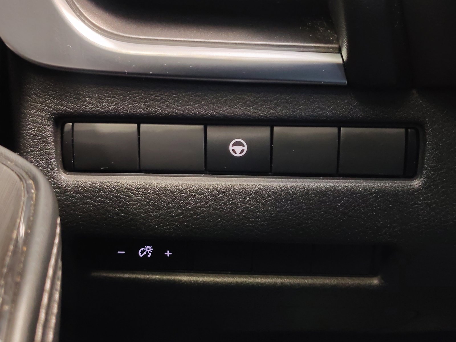 Used 2023 Super Black Nissan SV image 24
