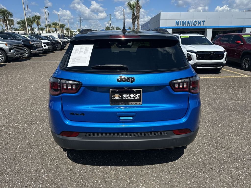 Used 2021  Jeep Altitude image 15