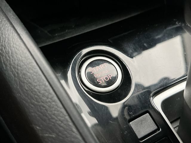 2024 Nissan Versa Sedan SV - Photo 34