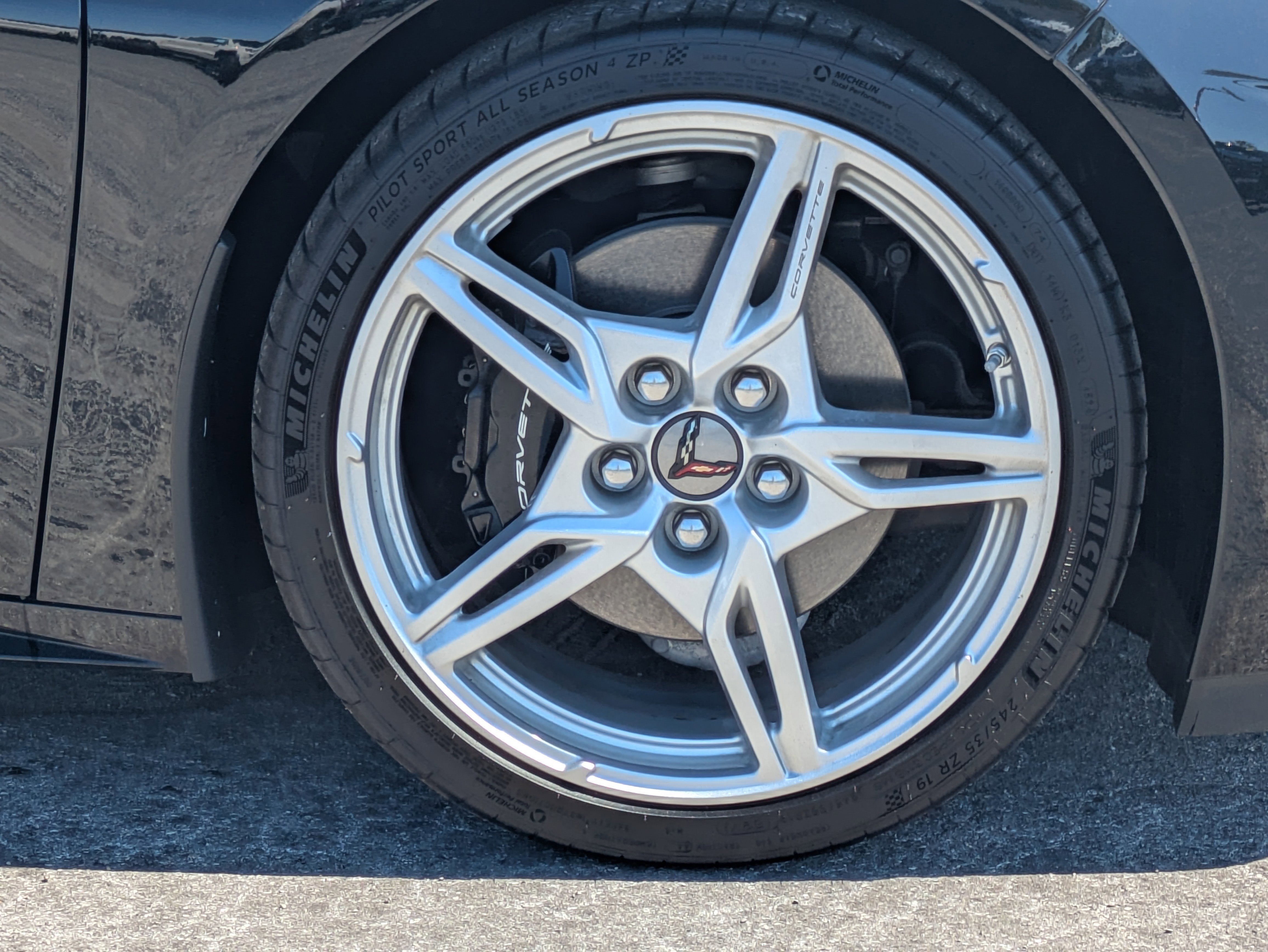 2025 Chevrolet Corvette 1LT - Photo 12