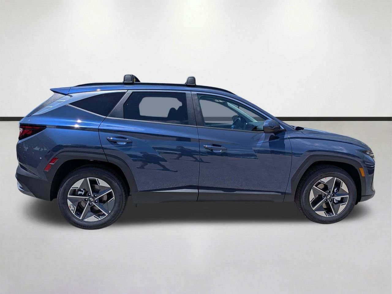New 2026 Atlantis Blue Hyundai SEL FWD image 3