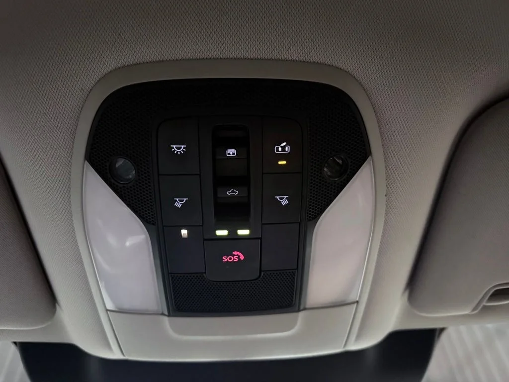 Used 2024 Blue INFINITI Sensory image 24