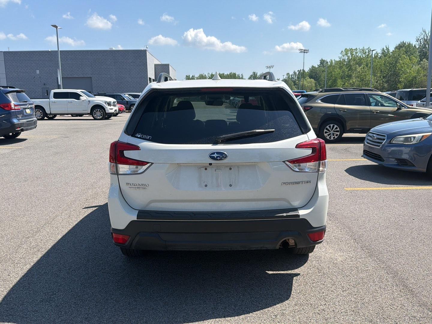 Used 2021 Crystal White Pearl Subaru Premium image 5