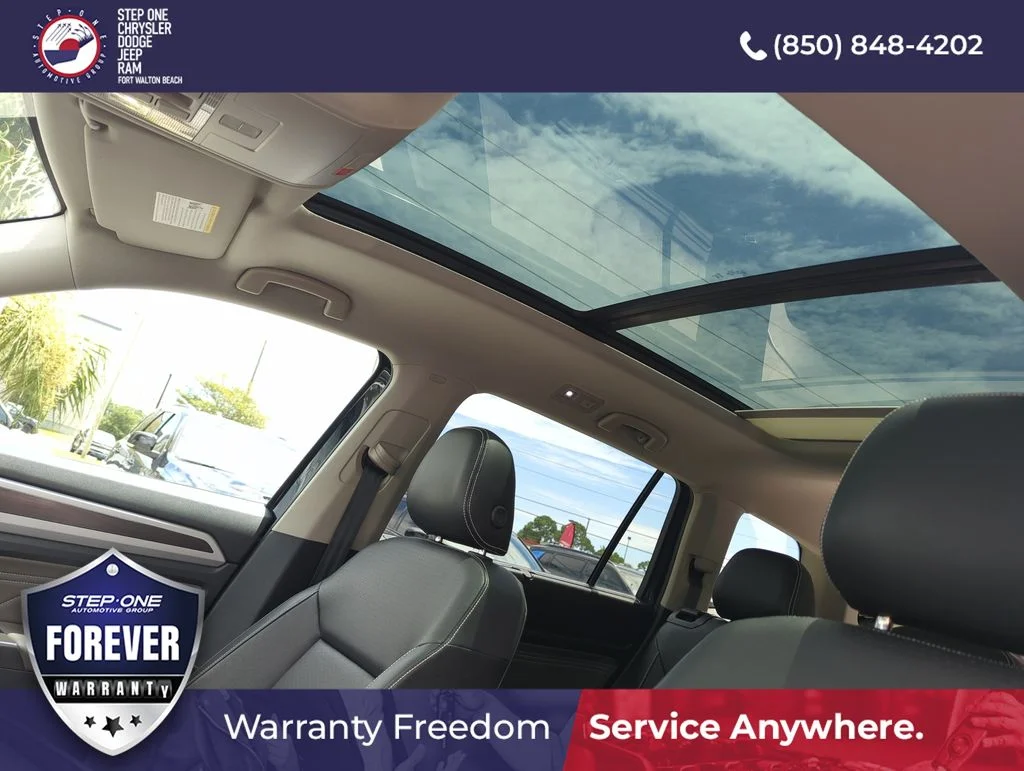 Used 2023 Black Volkswagen 3.6L V6 SE w/Technology image 27