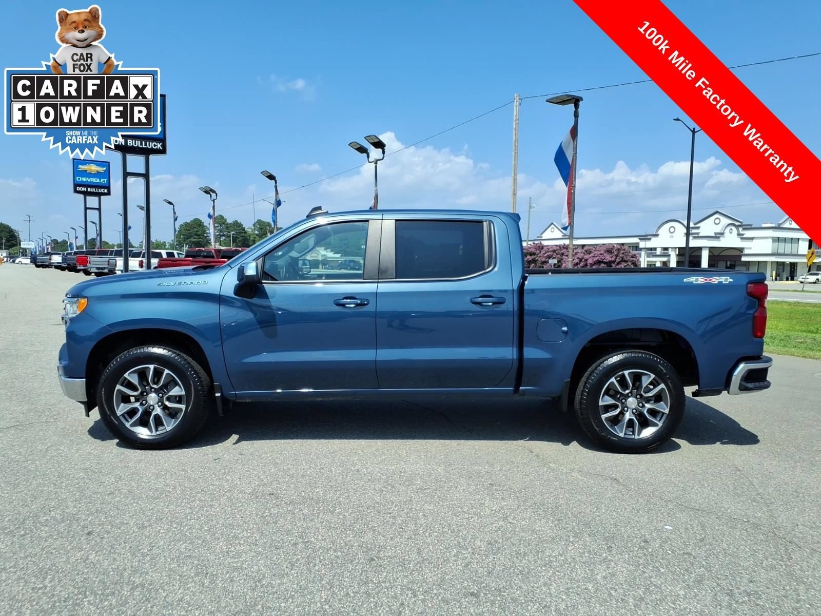 Used 2024 Lakeshore Blue Metallic Chevrolet LT (2FL) image 2