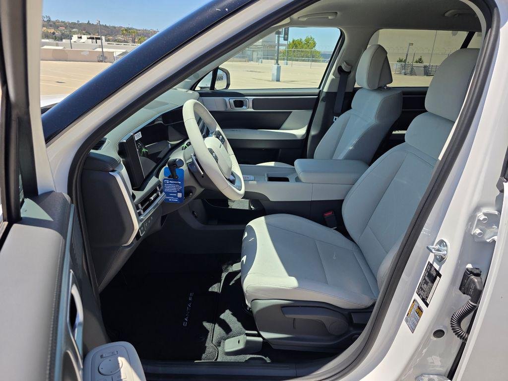 New 2026 White Hyundai SE AWD image 13