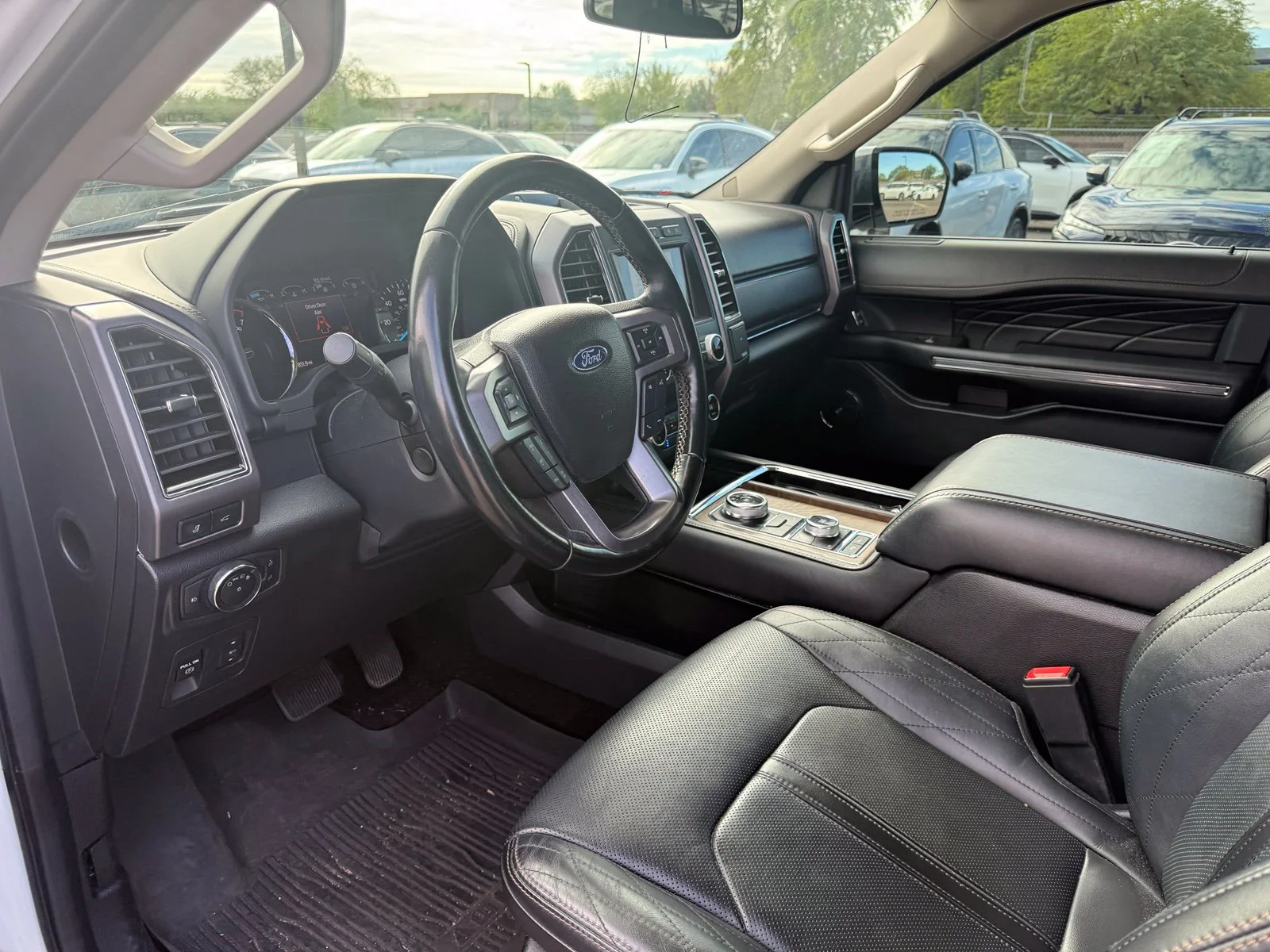 Used 2021 Star White Tri-Coat Ford Platinum image 13