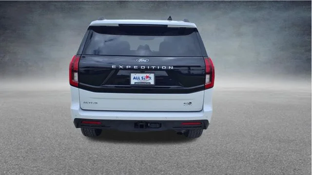 Used 2025 White Ford Active image 7