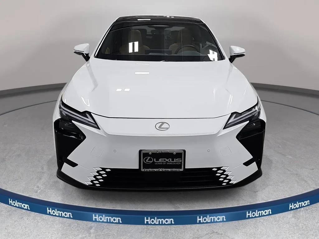 Used 2026 WHITE NOVA GLASS FLAKE Lexus 500e Premium image 3