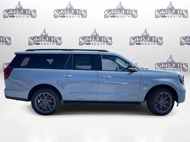 New 2026 Gray Ford Platinum image 2