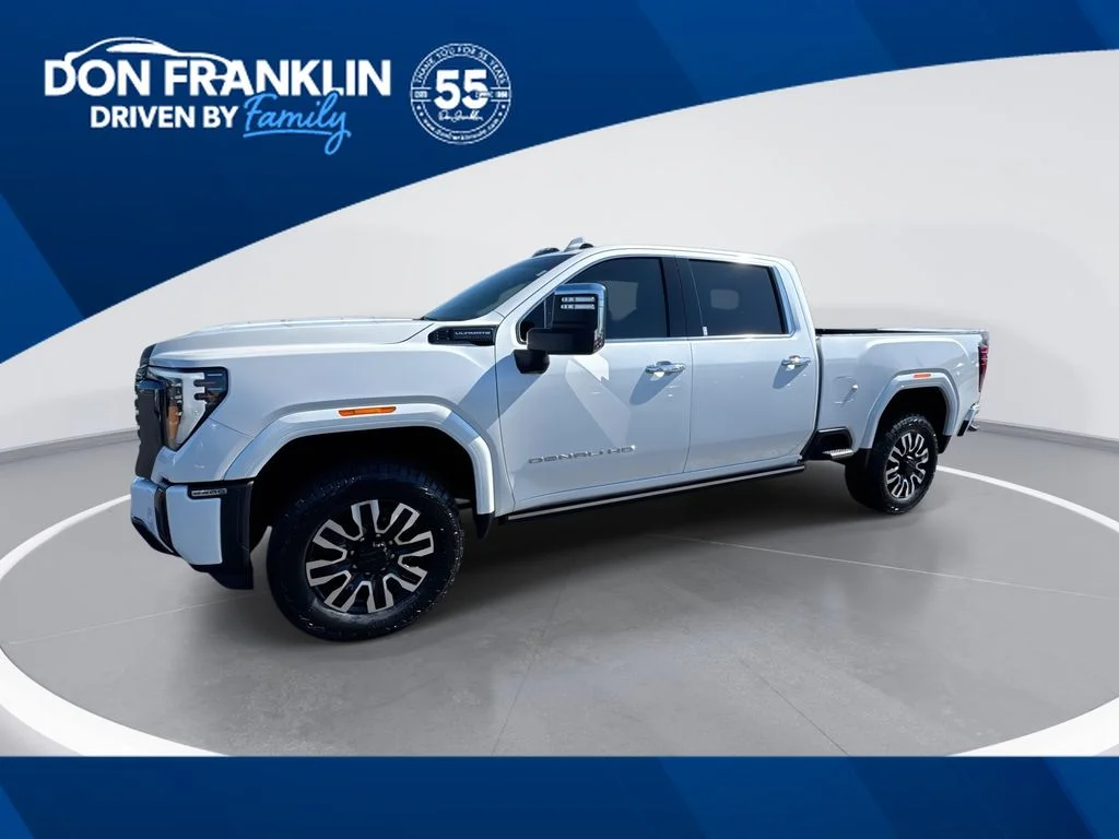 Used 2024 White GMC Denali Ultimate image 1