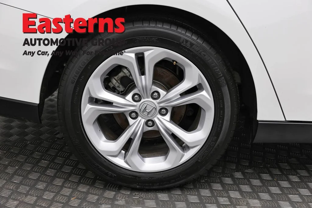 Used 2025 White Honda LX image 29