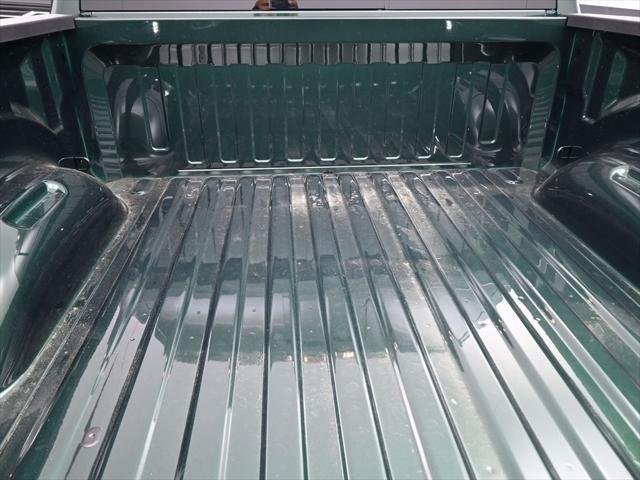 New 2026 Serrano-Green Metallic Exterior Paint RAM LARAMIE image 15