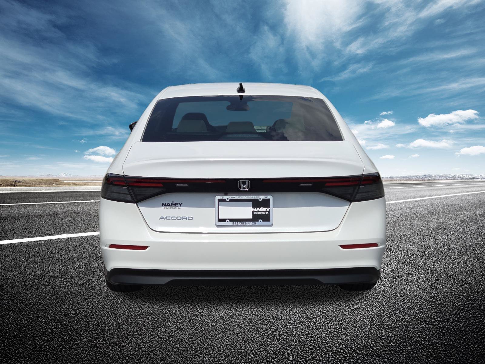 New 2026 Platinum White Pearl Honda SE image 17