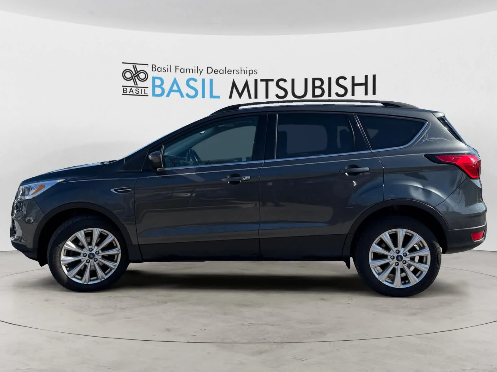 Used 2019 Ford Escape SEL with VIN 1FMCU9HD8KUA39472 for sale in Buffalo, NY