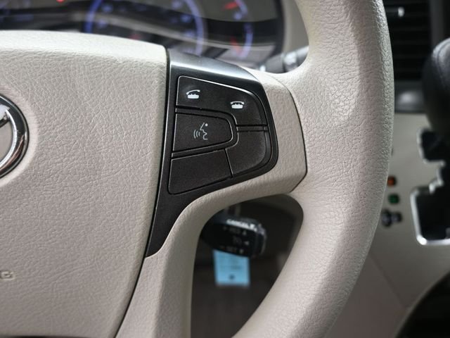 Used 2013 Toyota Sienna LE with VIN 5TDKK3DC3DS325897 for sale in Beaumont, TX