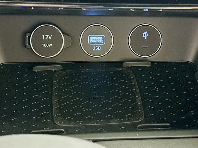 New 2026 Blue Genesis 3.3T Sport Prestige image 19