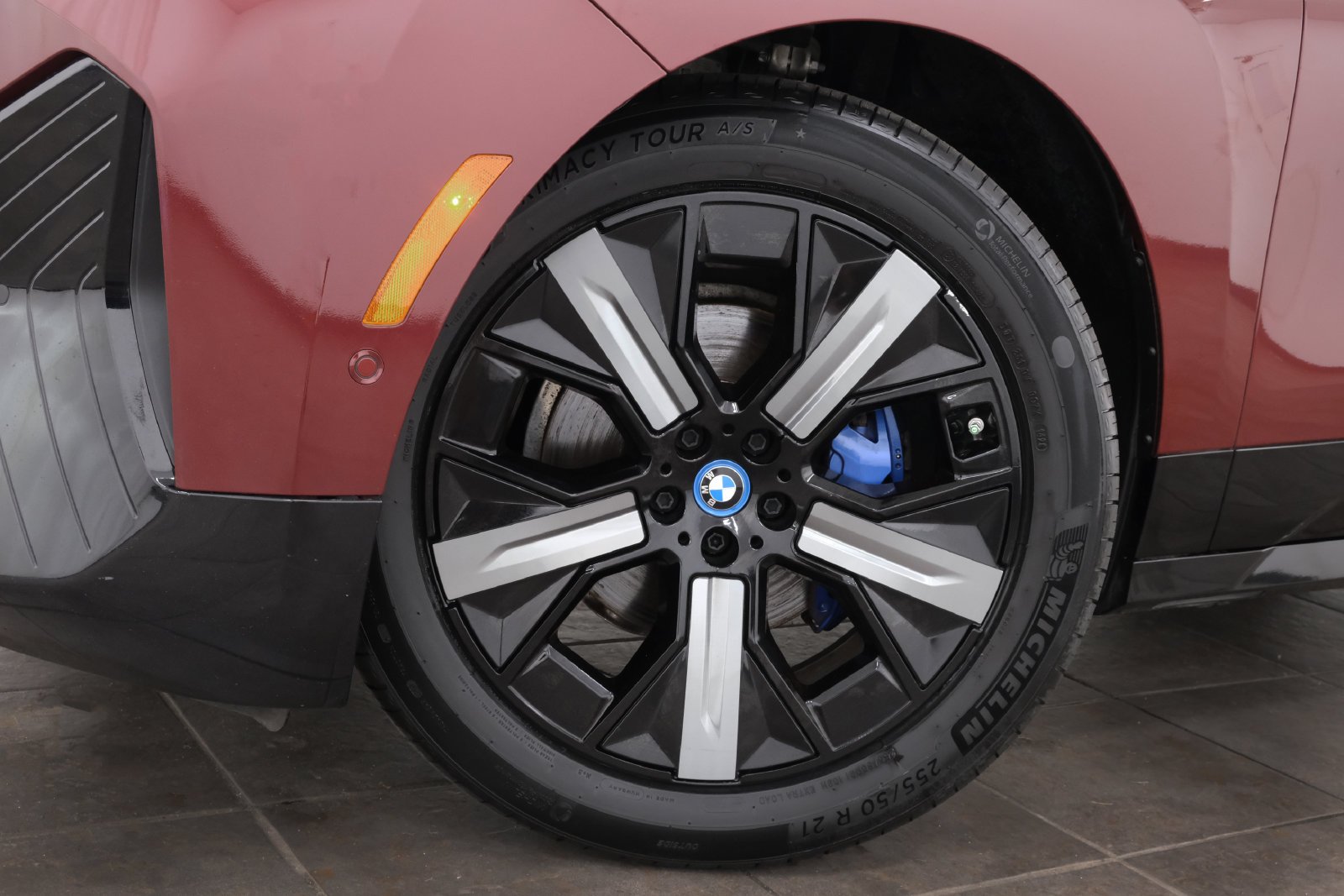 Certified 2023 BMW iX Base with VIN WB523CF09PCM96493 for sale in Elmhurst, IL