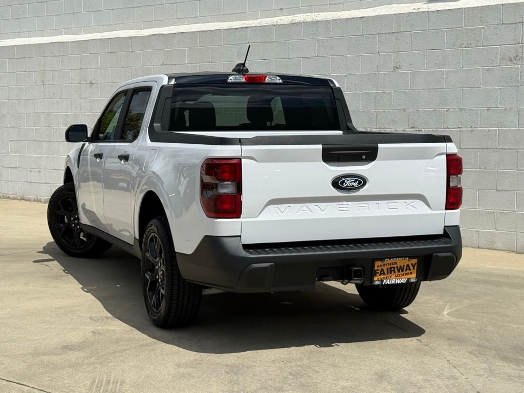 New 2026 Oxford White Ford XLT image 4