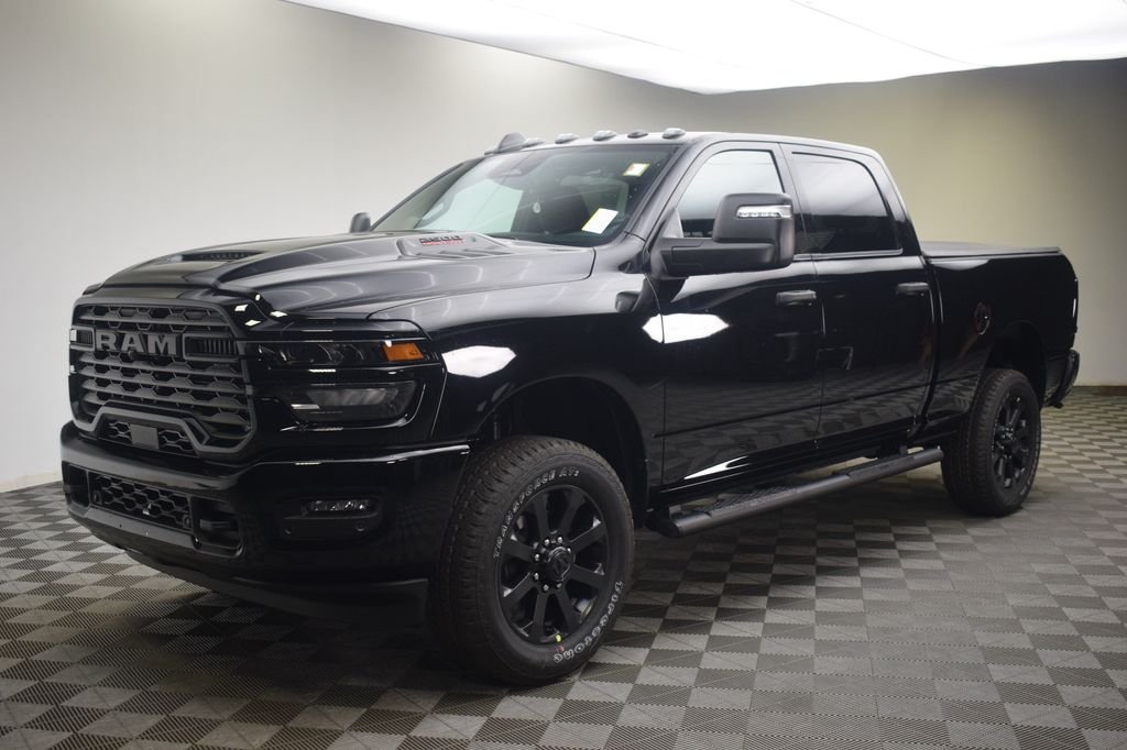 New 2026 Diamond Black Crystal Pearl-Coat Exterior Paint RAM Tradesman image 13