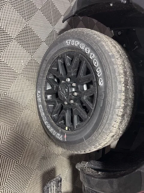 New 2026 Diamond Black Crystal Pearl-Coat Exterior Paint RAM Limited image 50