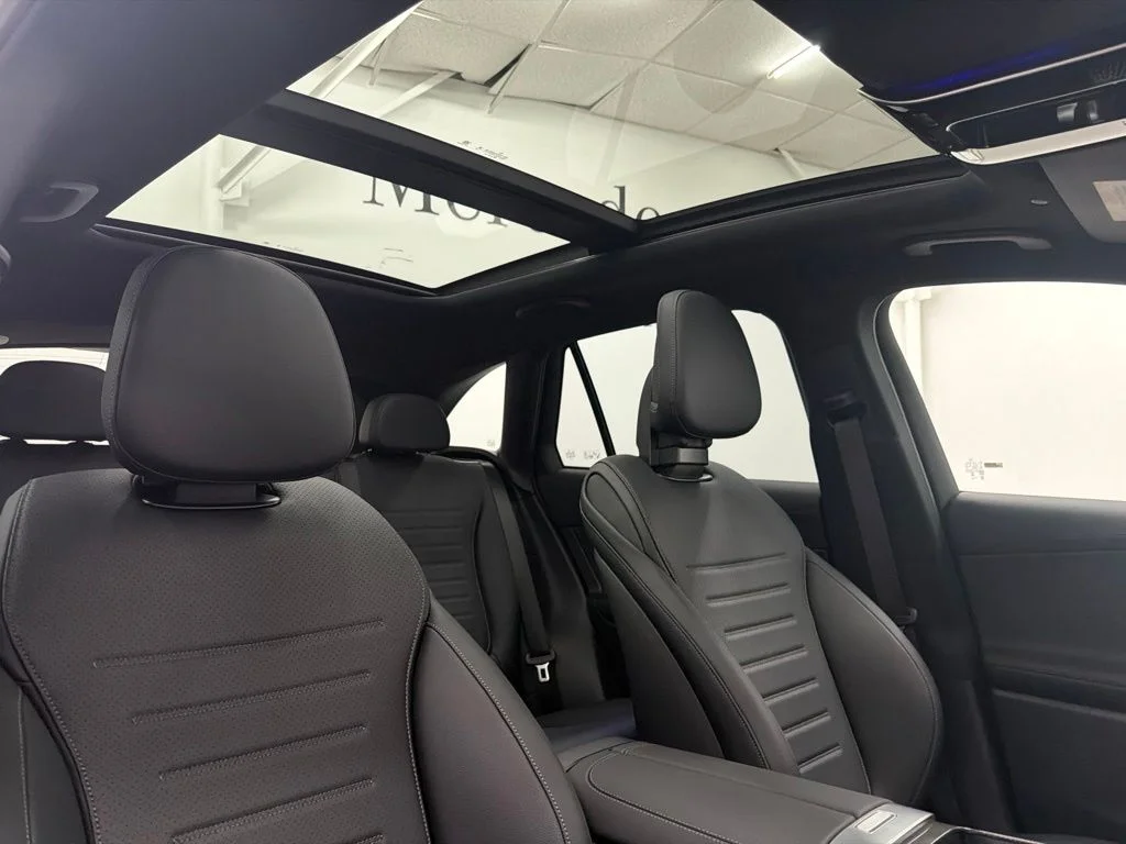 New 2026 Black Mercedes-Benz GLC 300 image 28
