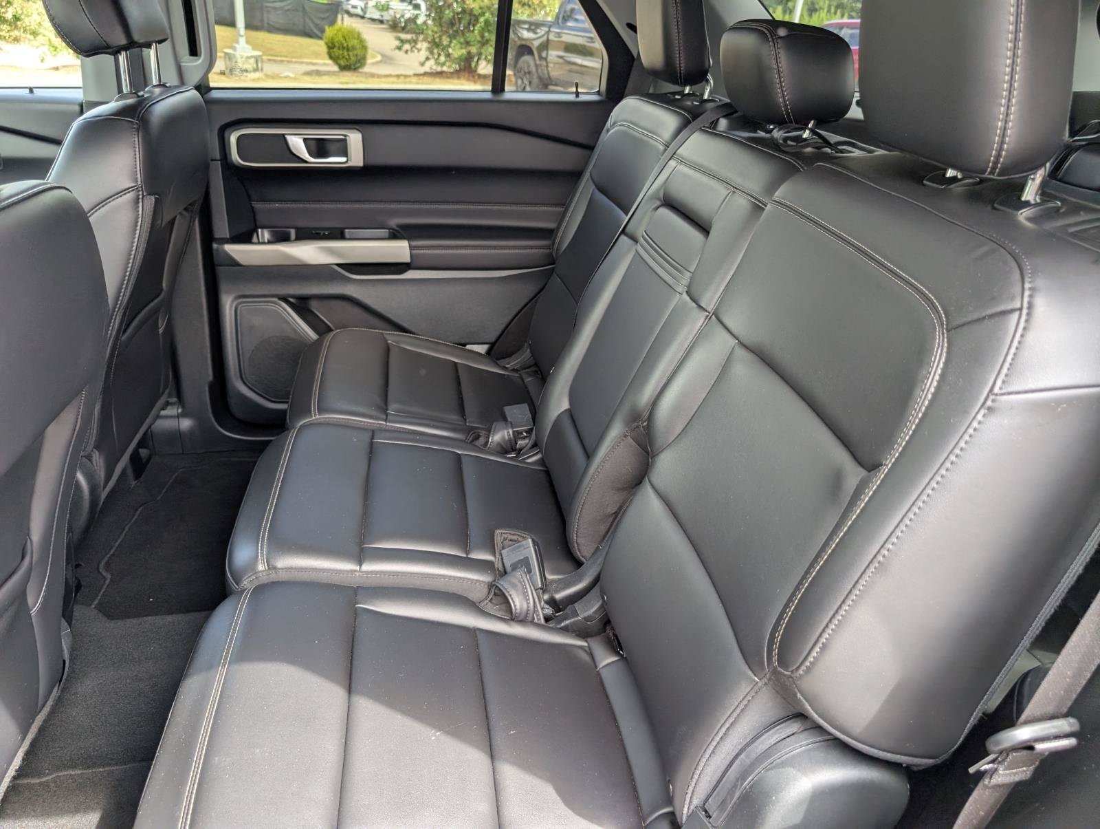 2023 Ford Explorer XLT - Photo 16