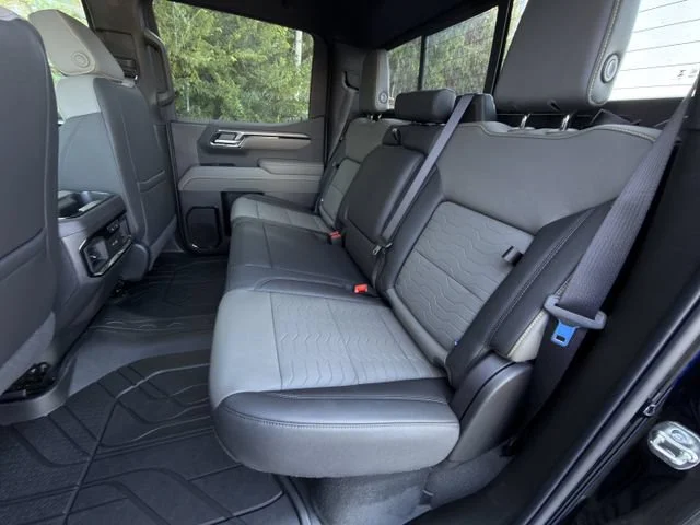 2026 Chevrolet Silverado 1500 ZR2 - Photo 20