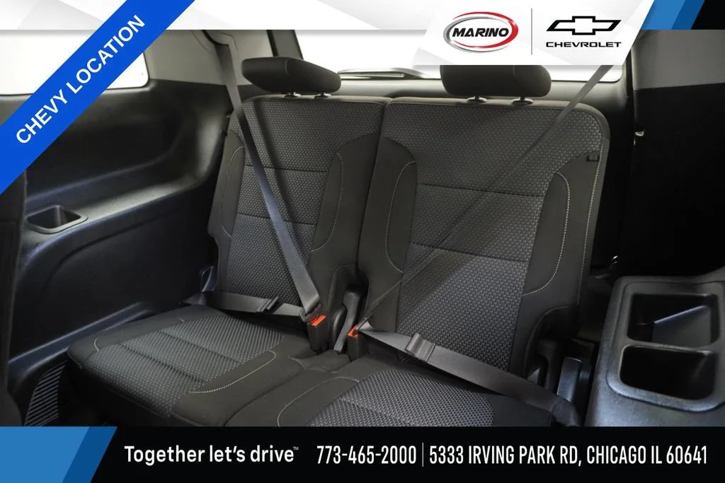 Used 2023 Ebony Twilight Metallic GMC SLE image 14