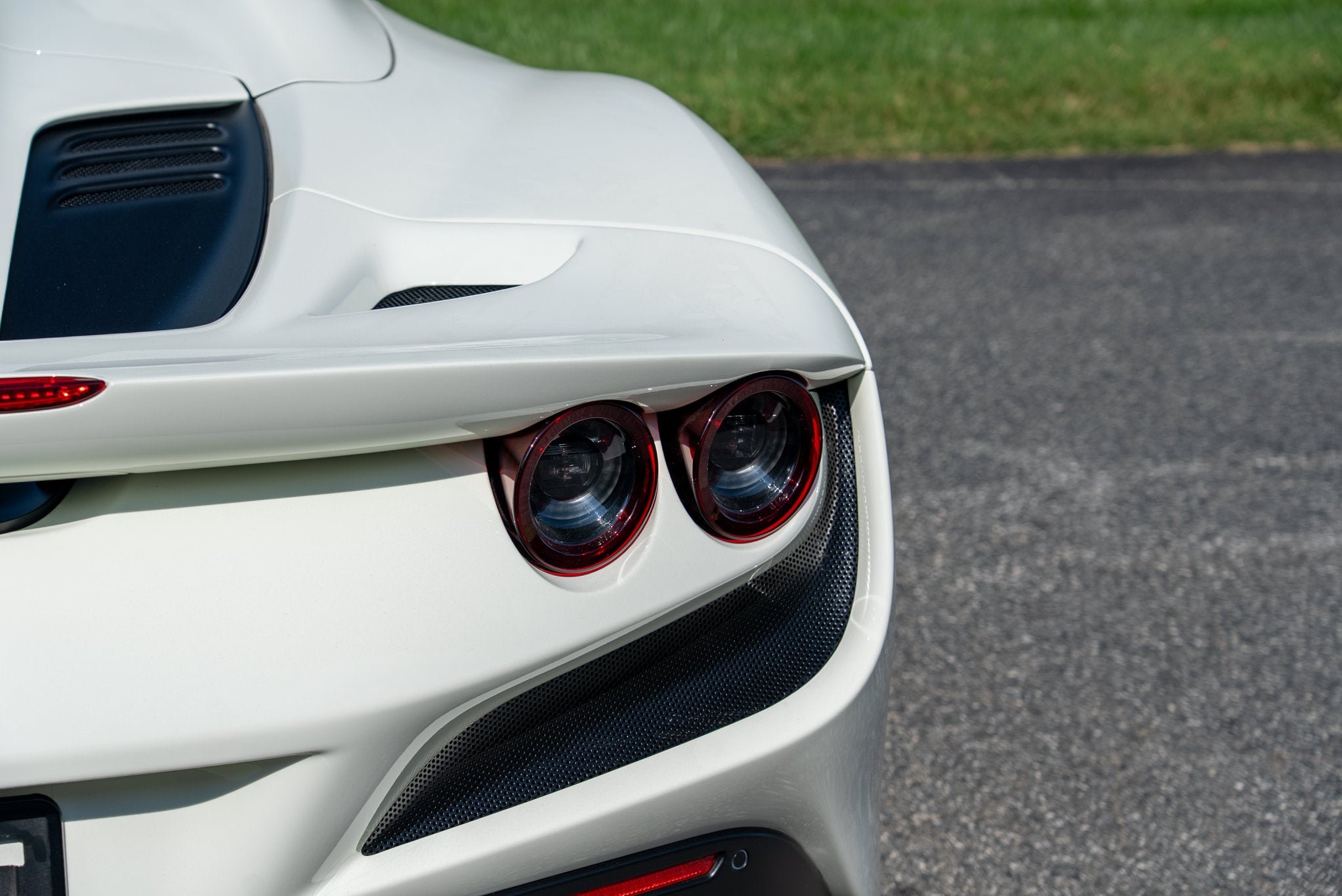 Certified Used 2022 Bianco Avus Ferrari  image 13