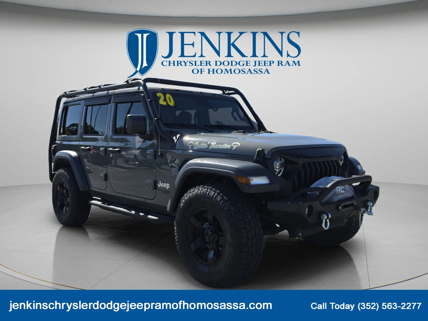 Used 2020 Sting-Gray Clearcoat Jeep Sport S image 1