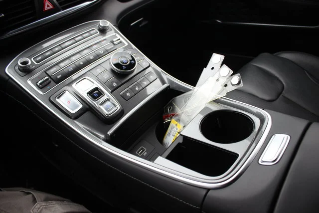 Used 2023 Red Hyundai Calligraphy image 12
