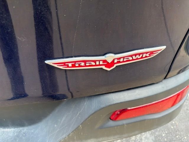 Used 2015 Blue Jeep Trailhawk image 8