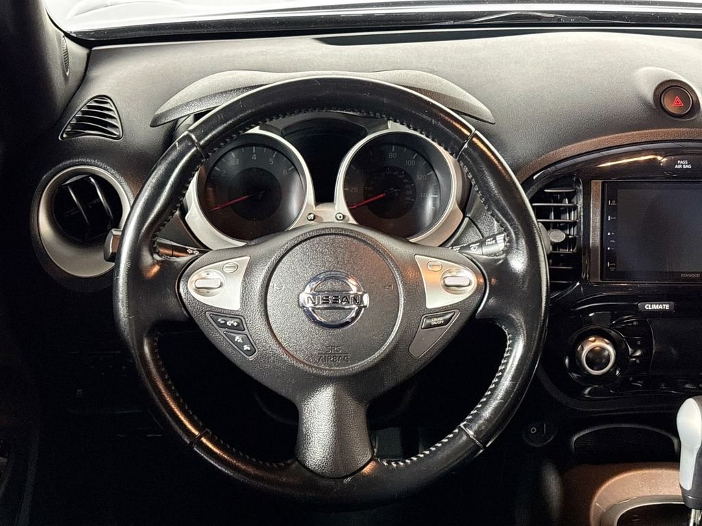Used 2015 Super Black Nissan SL image 13