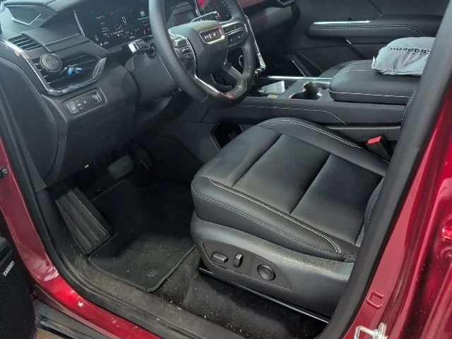 Used 2025 Red GMC Elevation image 15