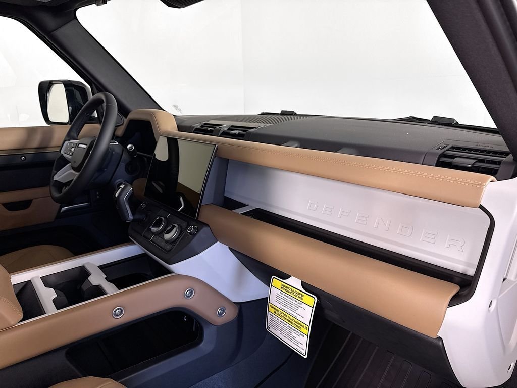 New 2026 Gondwana Stone LAND ROVER X-Dynamic SE image 31
