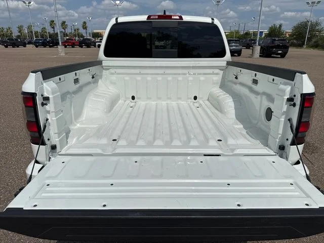 Used 2025 White Nissan PRO-X image 15