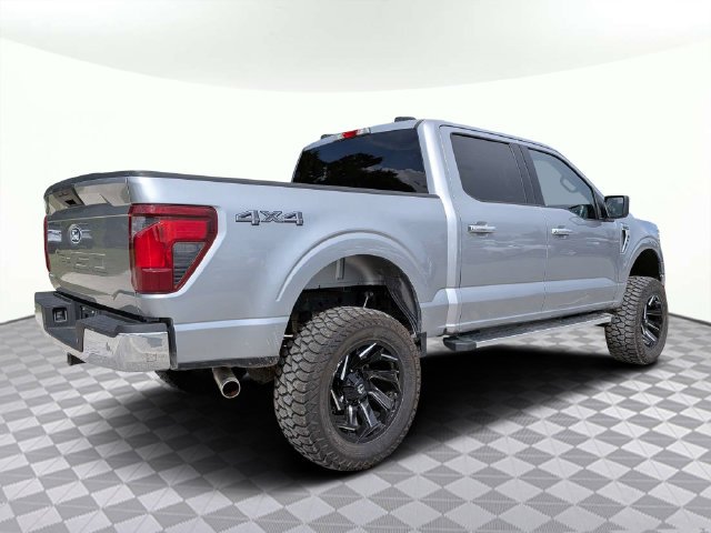 Used 2025 Silver Ford XLT image 4