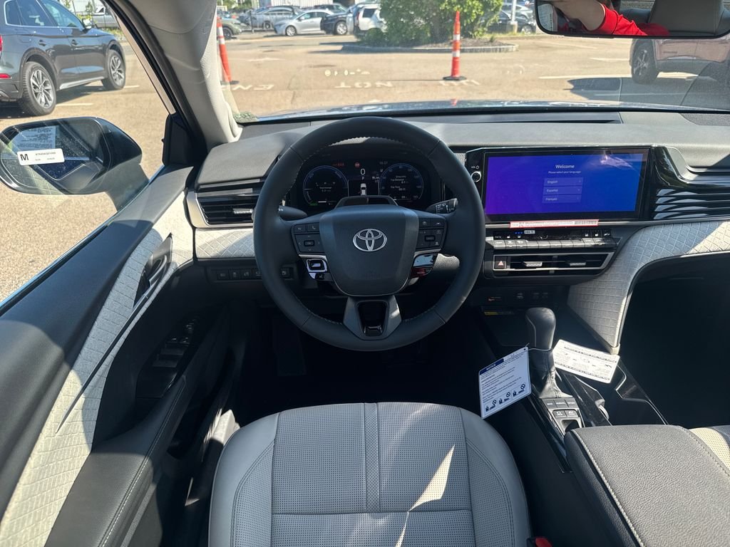 2026 Toyota Camry XLE - Photo 11