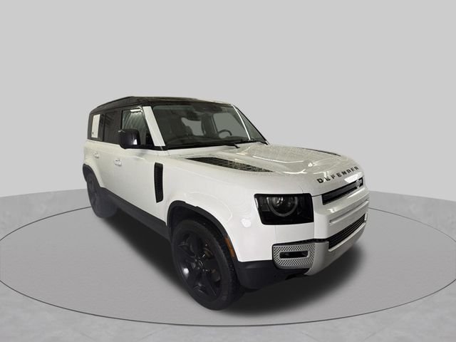Used 2020 Fuji White Land Rover HSE image 4