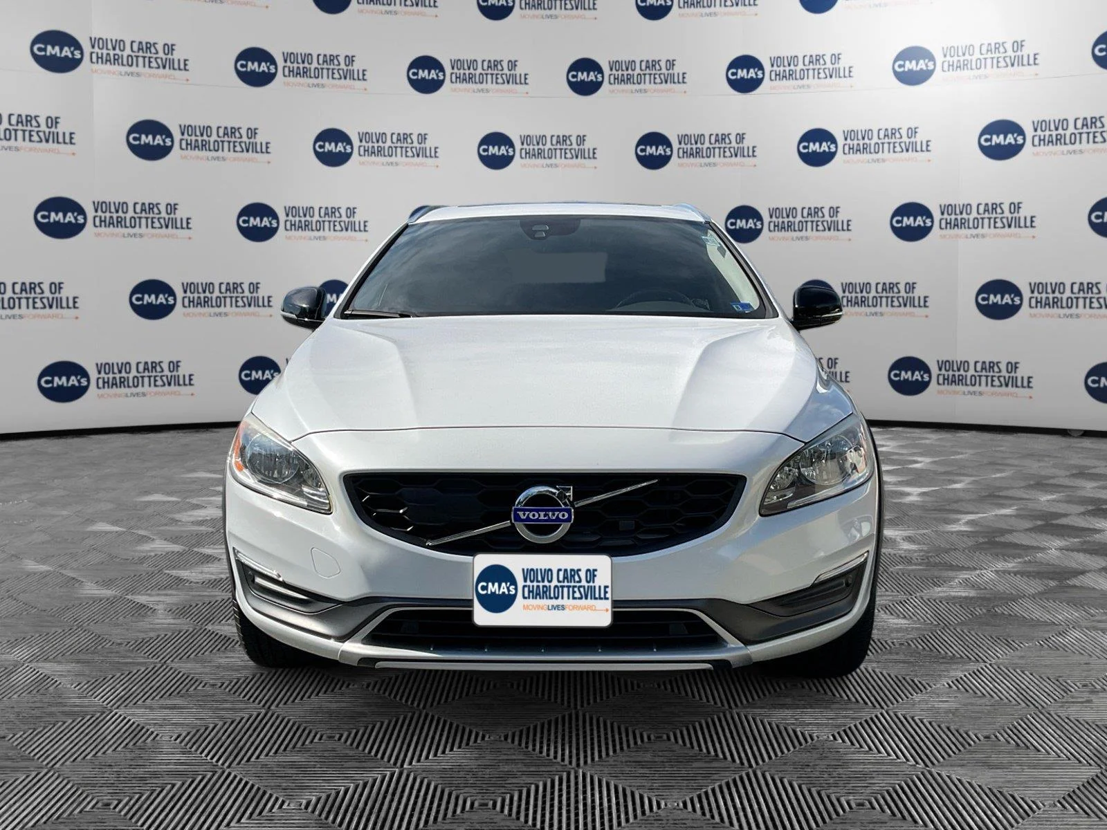 Used 2016 CRYSTAL WHITE VOLVO T5PREMIER image 8